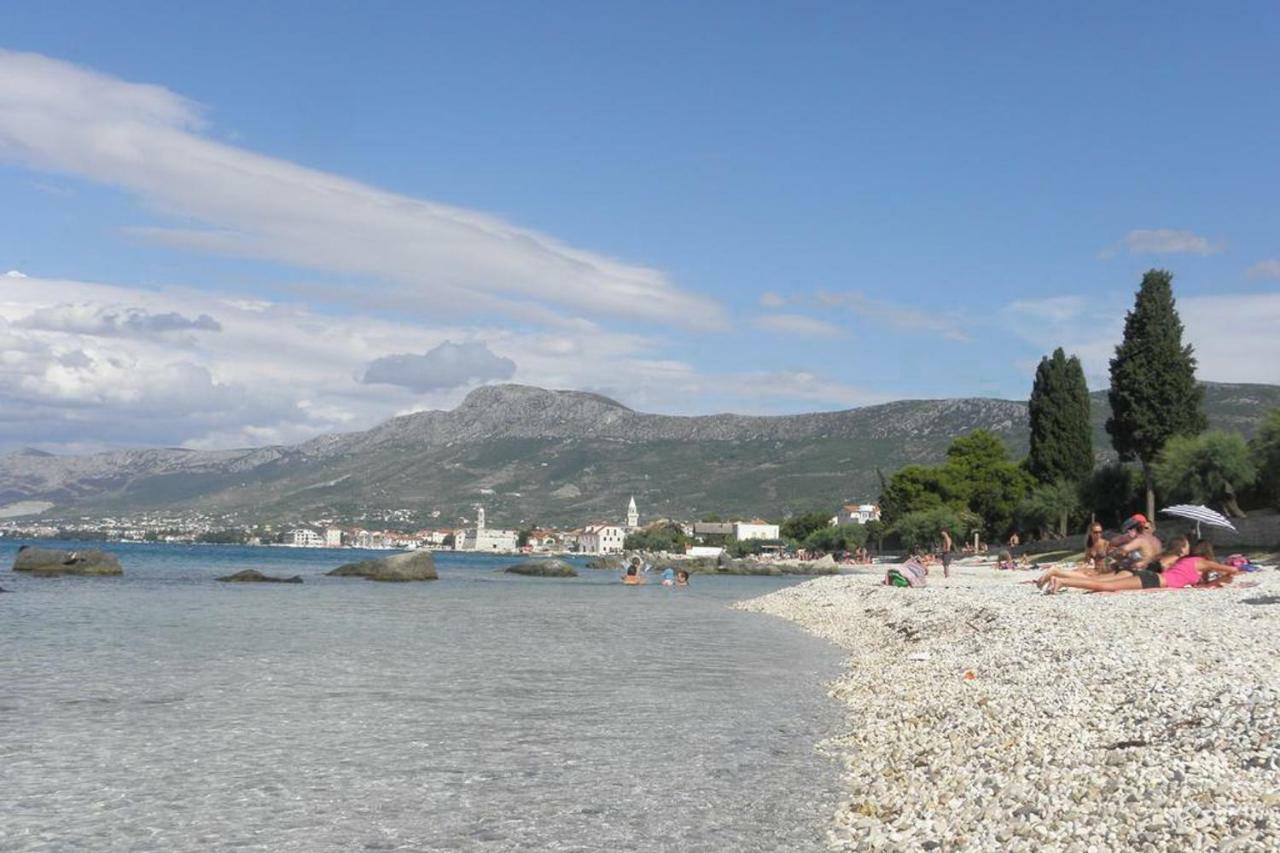 Apartment Stari Dvor Kastela Exterior photo